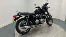 Triumph Bonneville T120 Jet Black